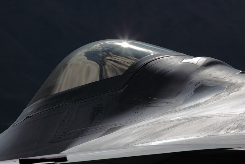 Illustration for article titled The F-22 Raptor Bloodies Its Talons In First Attack Over Syria